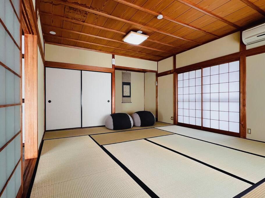 ひねもす101:宇野駅から車で5分 直島へ 最大8名様 古民家 Apartment Tamana Exterior foto