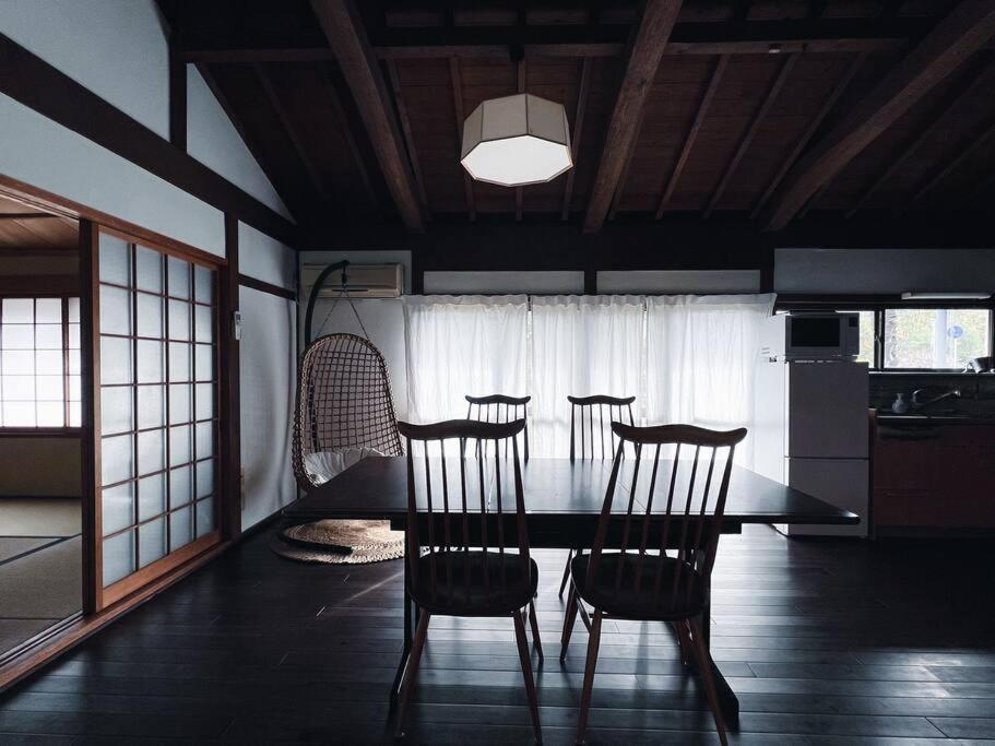 ひねもす101:宇野駅から車で5分 直島へ 最大8名様 古民家 Apartment Tamana Exterior foto